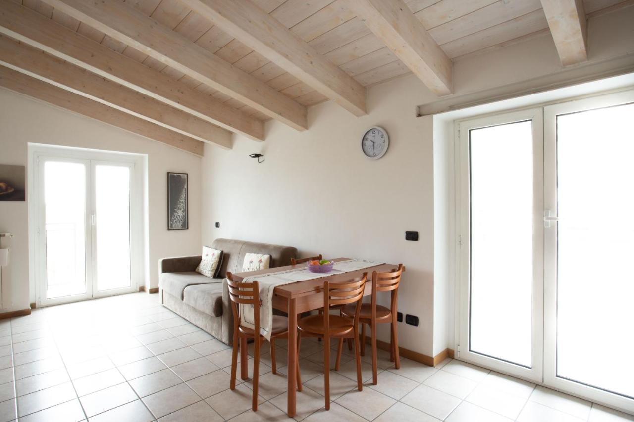 Casa Vacanze Valeria Sondrio Kültér fotó