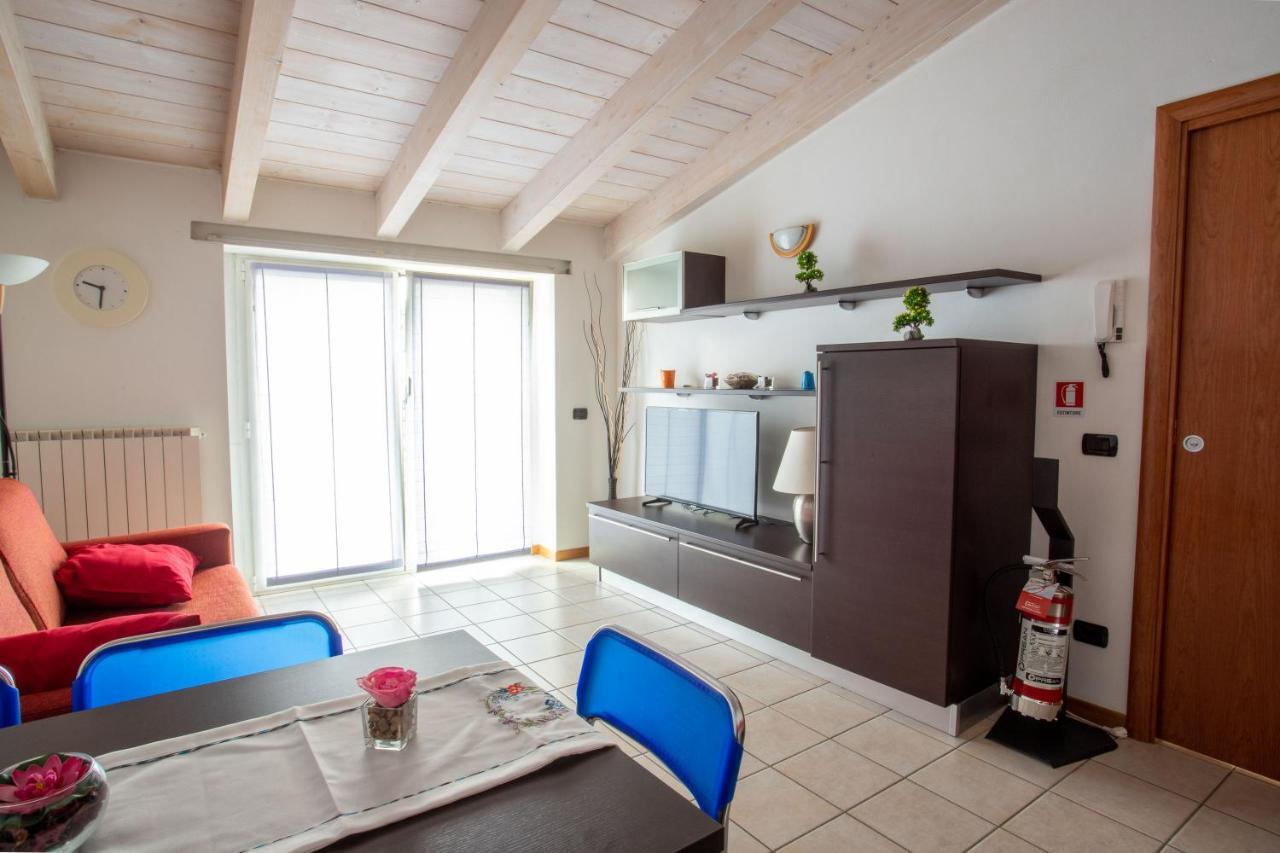Casa Vacanze Valeria Sondrio Kültér fotó