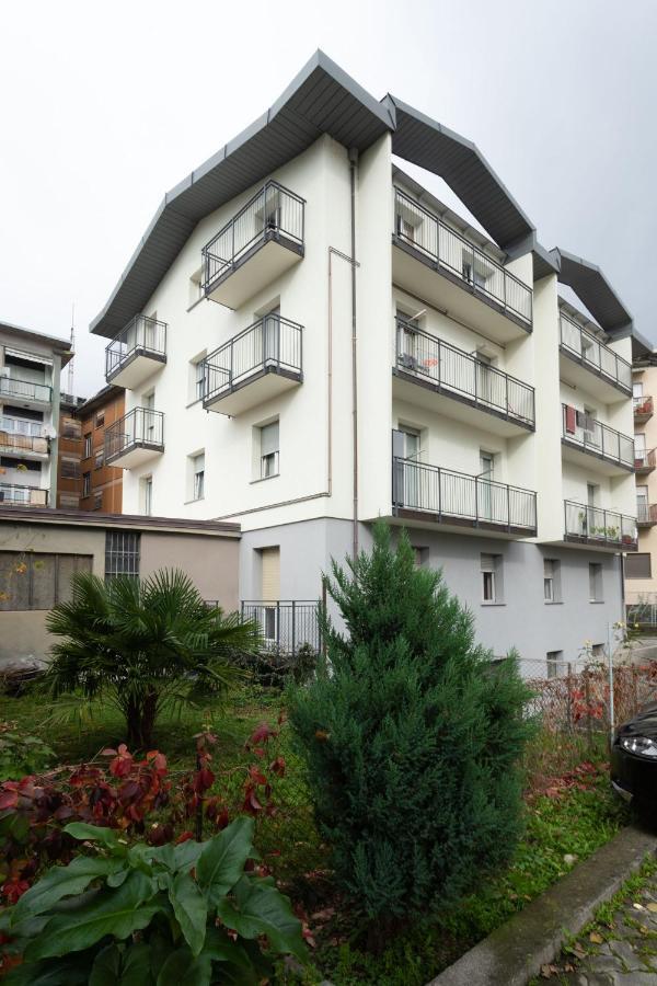Casa Vacanze Valeria Sondrio Kültér fotó